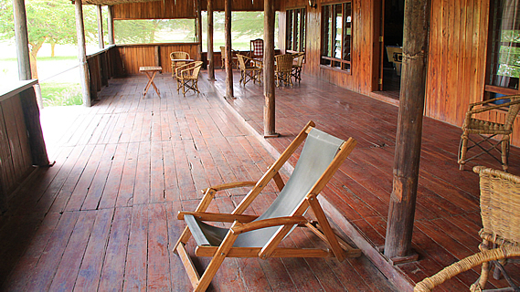 Safari Lodge on the Plain