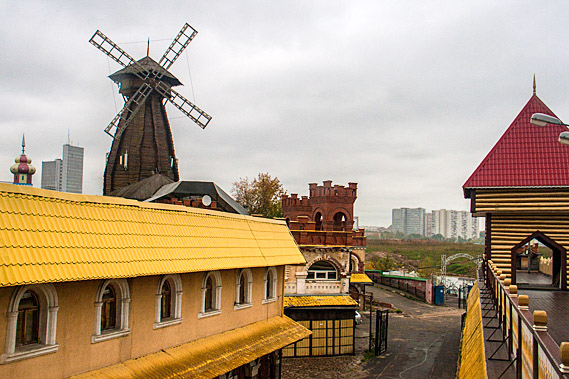 Vernissage in Izmailovo