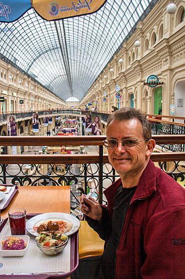 Lunch in the GUM