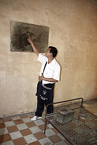 Ponleak discusses the body discovered in this room when the prison was abandoned