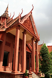 Entrance from courtyard 