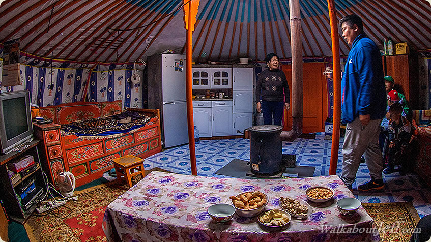 Lifestyle of a nomadic family