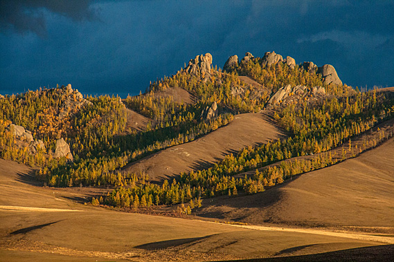 Mountain of stunted fingers