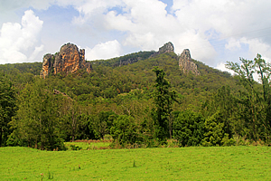 Nimbin Rocks 