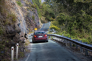 Narrow road up to Tambourine Mountain