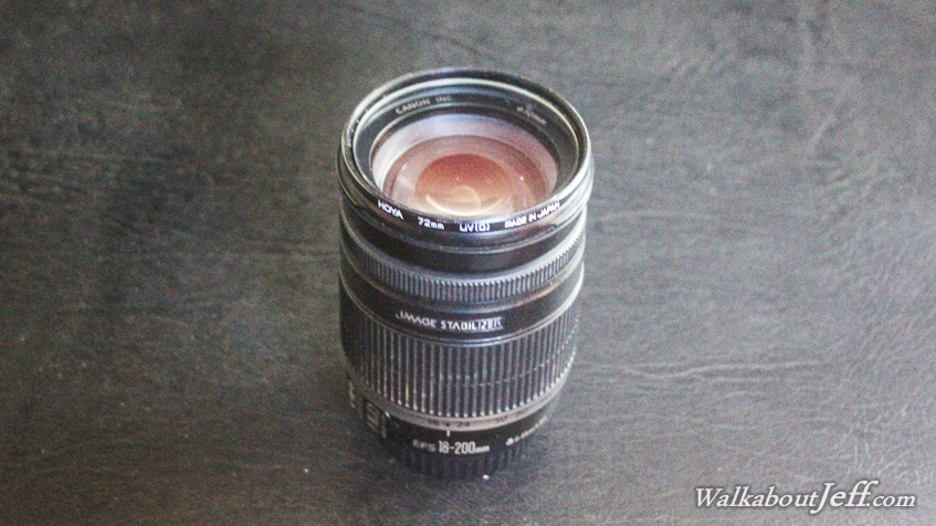 Canon EFS 18-200mm lens