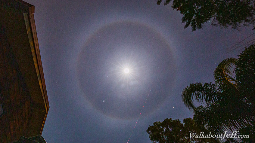 Ring around the moon