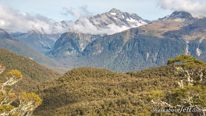 Lake Mackenzie to Lake Howden 