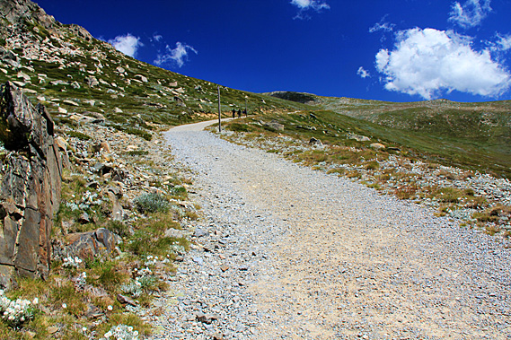 Road up to Rawson Pass