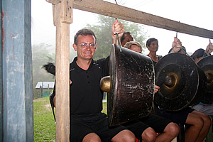 Trying out the bass gong 